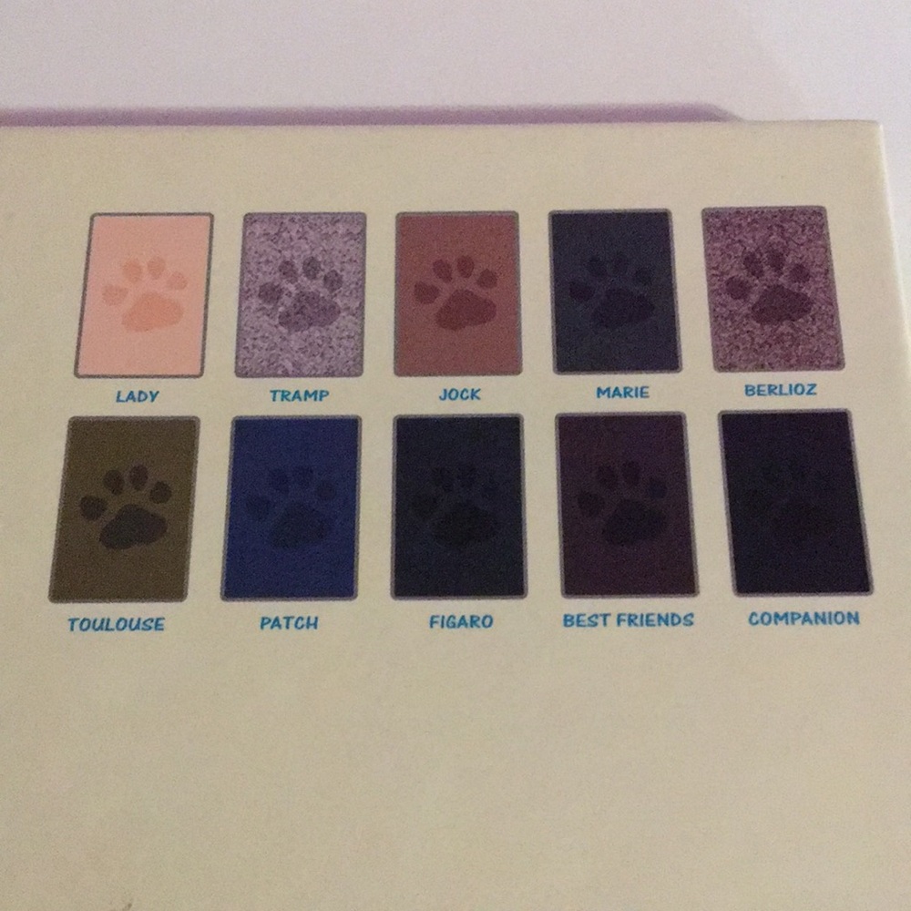 HP🎊Disney Pets Eyeshadow Palette - Picture 6 of 7